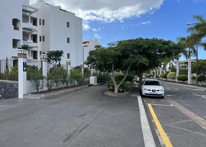 Jardines - Isora 03 Garden View *